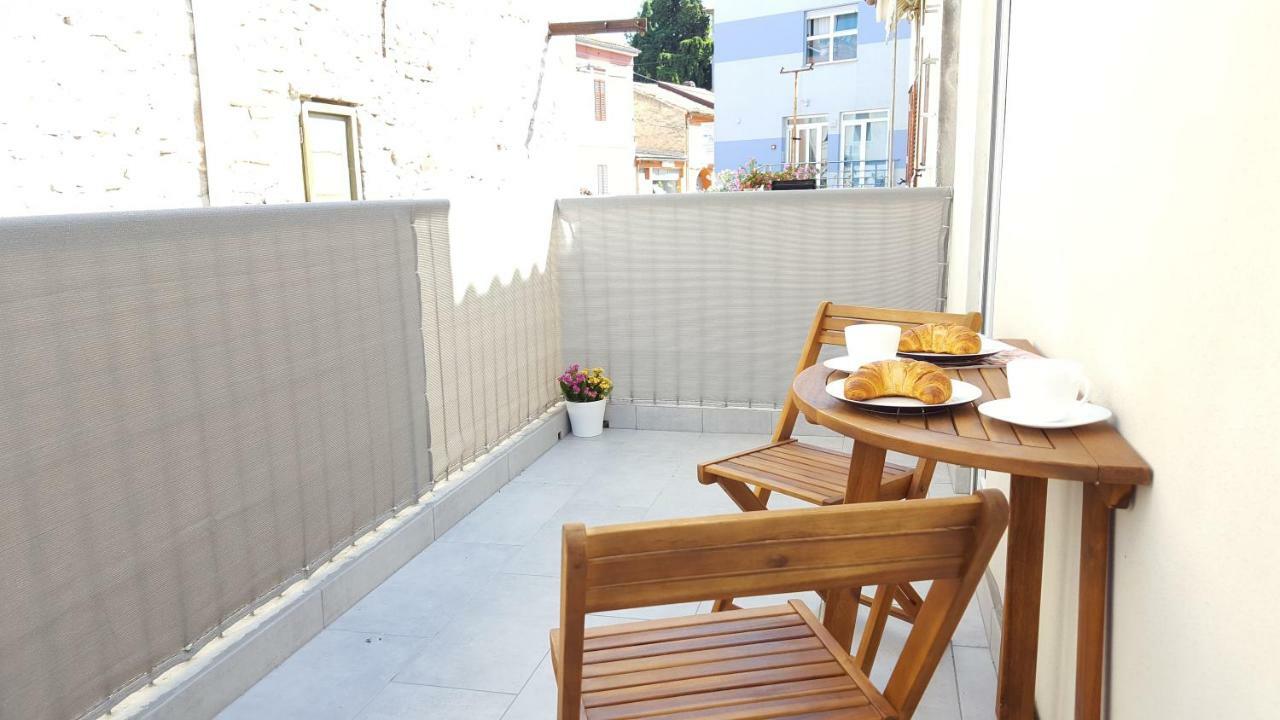 Apartment Imperia *** Pula Exterior foto